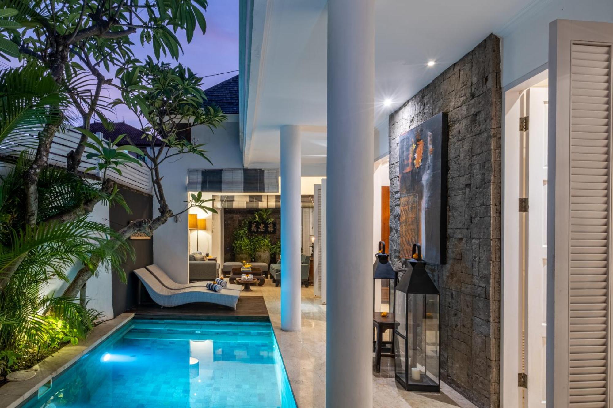 Mosan House - Unique Art-Filled Gem In Perfect Location A Short Walk From The Beach Or Seminyak Square Including Ac Office For Remote Working Bagian luar foto