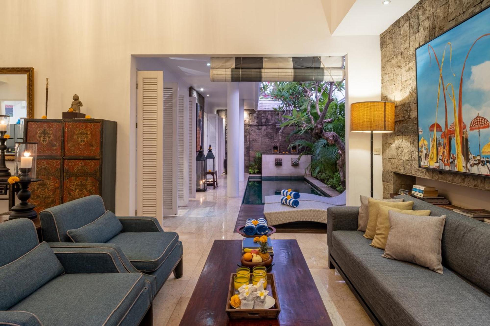 Mosan House - Unique Art-Filled Gem In Perfect Location A Short Walk From The Beach Or Seminyak Square Including Ac Office For Remote Working Bagian luar foto