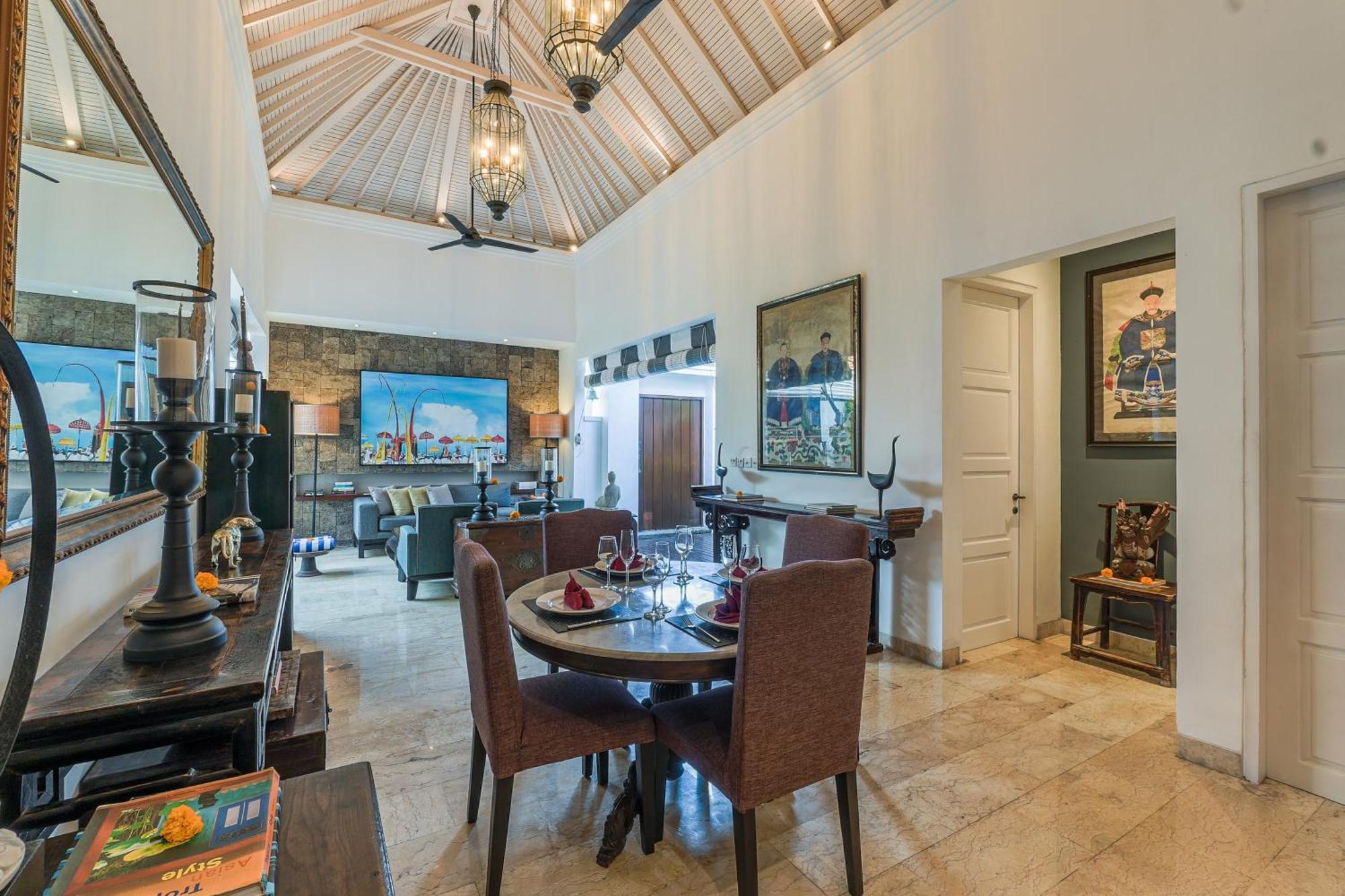 Mosan House - Unique Art-Filled Gem In Perfect Location A Short Walk From The Beach Or Seminyak Square Including Ac Office For Remote Working Bagian luar foto