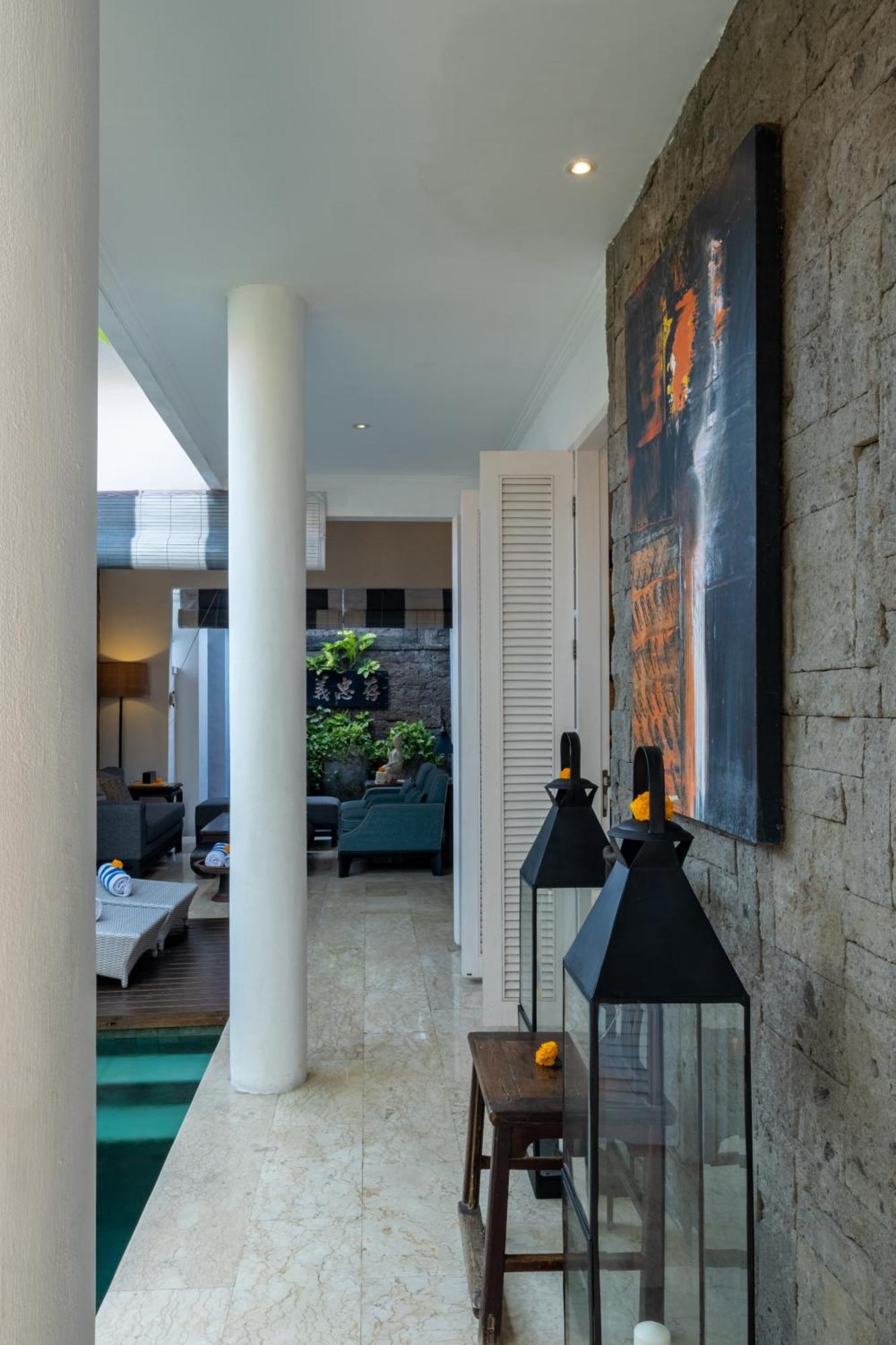 Mosan House - Unique Art-Filled Gem In Perfect Location A Short Walk From The Beach Or Seminyak Square Including Ac Office For Remote Working Bagian luar foto
